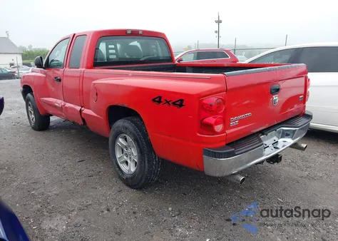 2005 Dodge Dakota Slt z USA, uszkodzony, nr VIN 1D7HW42N25S305244